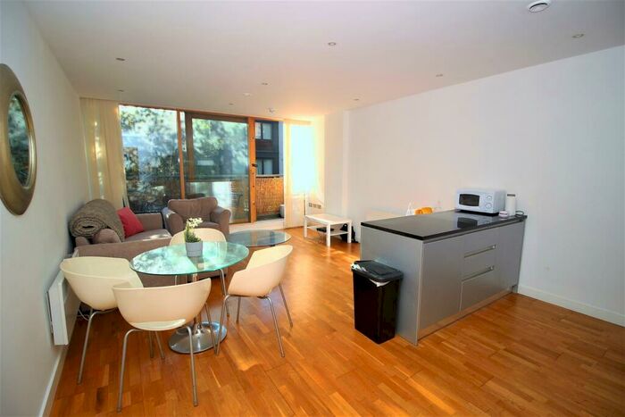 2 Bedroom Apartment To Rent In Clavering Place, City Centre, Newcastle Upon Tyne, NE1