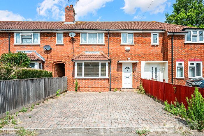 3 Bedroom Terraced House For Sale In Rowden Road, West Ewell, Epsom, KT19
