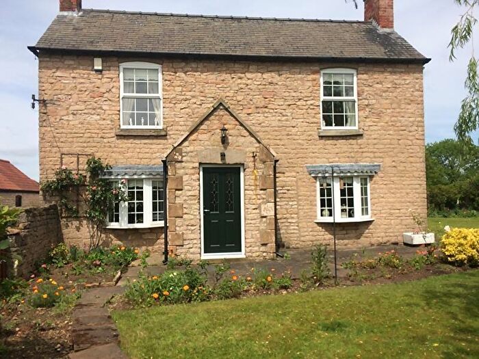 3 Bedroom Detached House To Rent In The Farm House, Lady Lea Farm, Rhodesia, S80