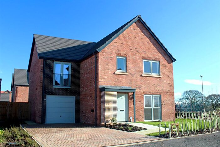 5 Bedroom Detached House For Sale In Kempster's Reach, Off High Street, Worton, SN10