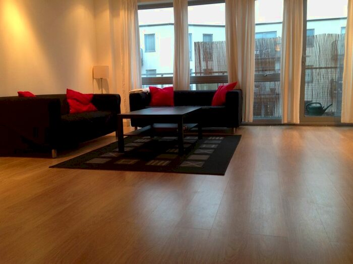 2 Bedroom Flat To Rent In Wick Lane, London, E3