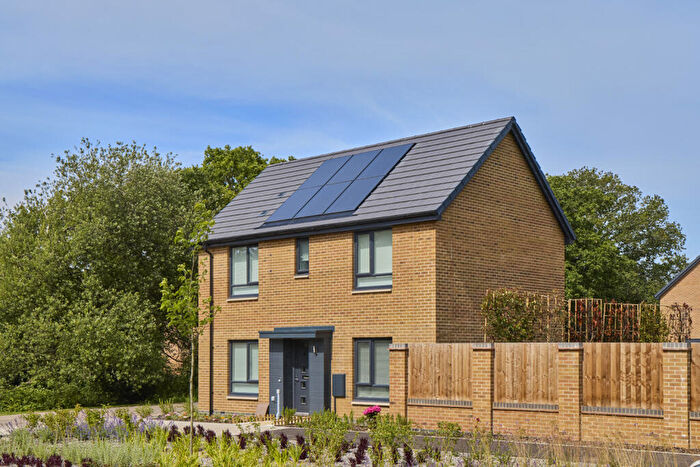 3 Bedroom Detached House For Sale In Clos Maria, Cardiff, CF3
