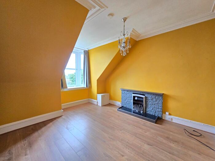 1 Bedroom Flat For Sale In Rosemount Place, Rosemount, Aberdeen, AB25