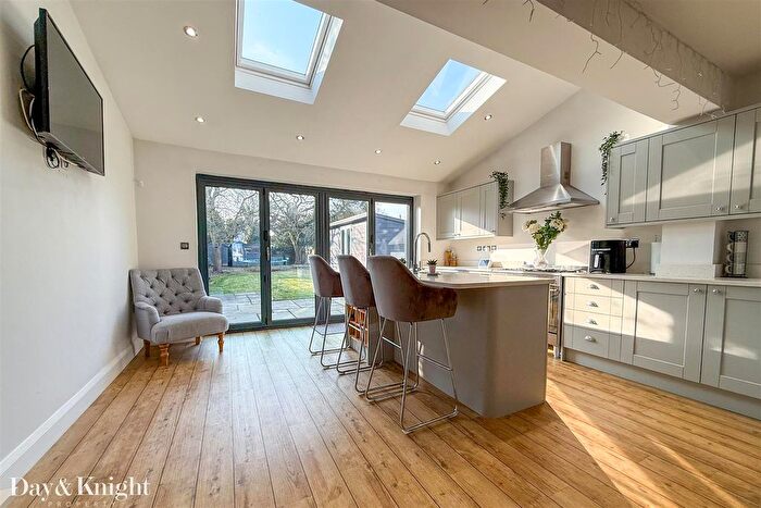 3 Bedroom Semi-Detached House For Sale In Lowestoft Road, Worlingham, Beccles, NR34