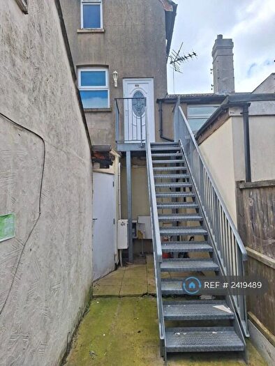 3 Bedroom Flat To Rent In Rosemary Road, Clacton-On-Sea, CO15