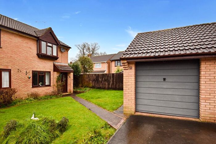 2 Bedroom Property For Sale In Sycamore Close, Willand, Cullompton, EX15