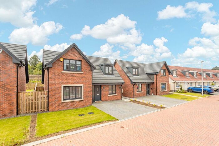 3 Bedroom Detached House For Sale In Mushet Road, Kirkton Campus, Livingston, EH54