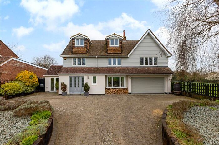 5 Bedroom Detached House For Sale In Hitchin Road, Pirton, Hitchin, Hertfordshire, SG5
