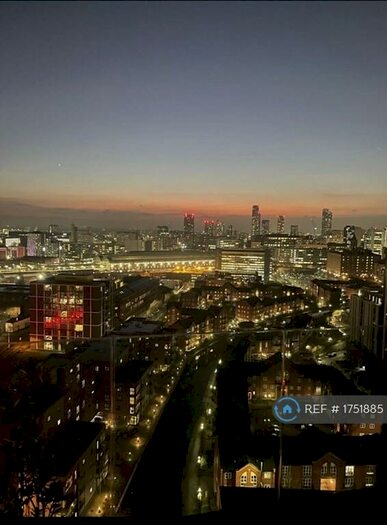 2 Bedroom Flat To Rent In Manchester, Manchester, M4