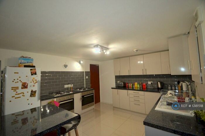 7 Bedroom Terraced House To Rent In Granby Road, Leeds, LS6