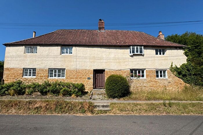 Semi-Detached House For Sale In Main Street, Chilthorne Domer, Yeovil, BA22