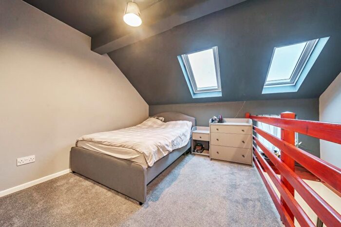 1 Bedroom Terraced House To Rent In Robertson Close, Newbury, RG14