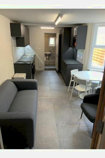 5 Bedroom Terraced House To Rent In Kincaid Road, London, SE15