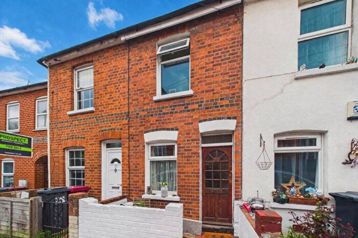 2 Bedroom Terraced House For Sale In Wolseley Street, Reading, Berkshire, RG1