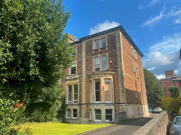 1 Bedroom Flat To Rent In Pembroke Road, BS8