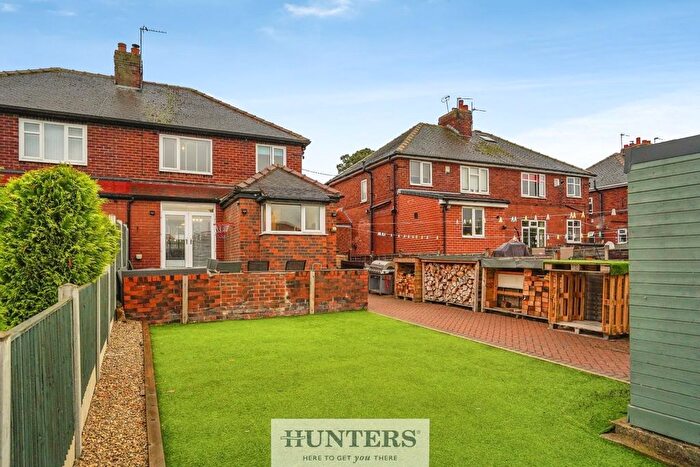 3 Bedroom Semi Detached House For Sale In Brookfield Avenue, Castleford, West Yorkshire, WF10