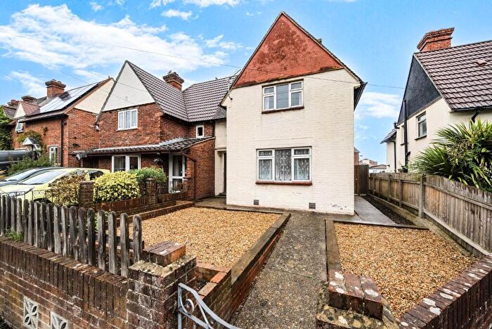 3 Bedroom Semi-Detached House For Sale In First Avenue, Cosham, Portsmouth, PO6