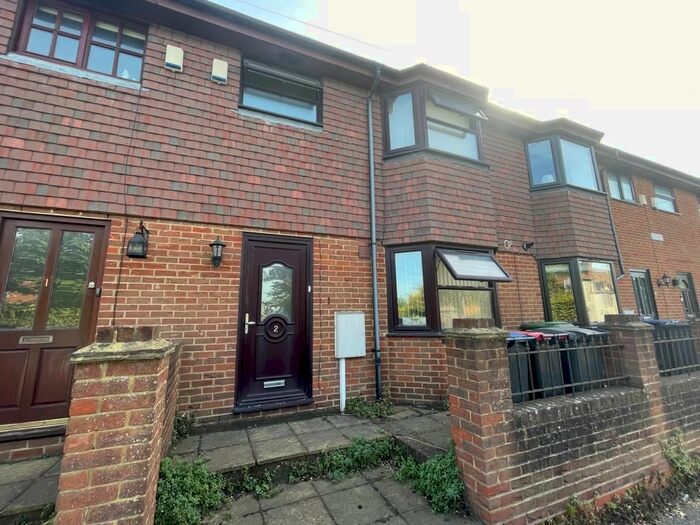3 Bedroom Terraced House For Sale In Aston Terrace, Island Road, Upstreet, Canterbury, Kent, CT3