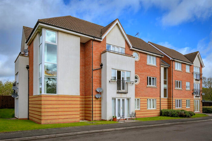 2 Bedroom Flat To Rent In Grindle Road, Longford, Coventry, CV6