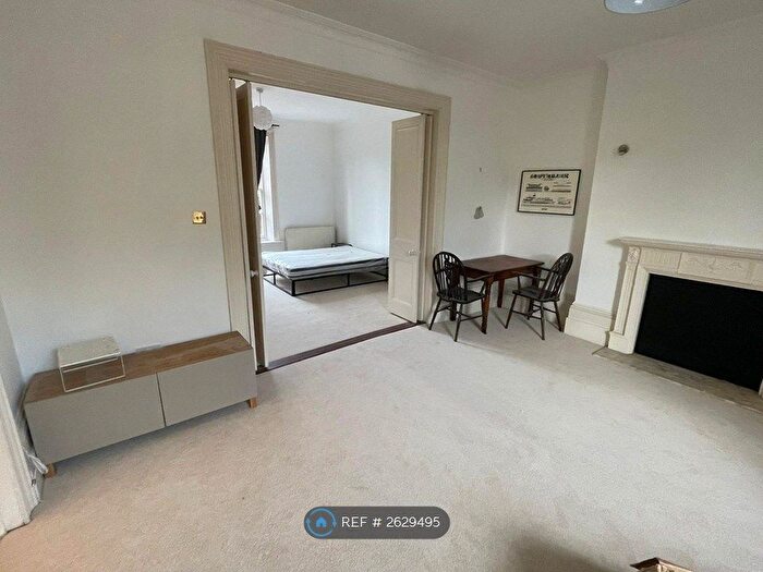 1 Bedroom Flat To Rent In London Road, Reading, RG1