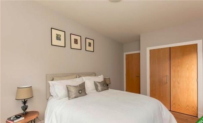 1 Bedroom Flat To Rent In , Patriothall, Edinburgh, EH3