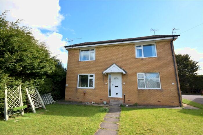 1 Bedroom Flat To Rent In Tyersal Crescent, Bradford, West Yorkshire, BD4