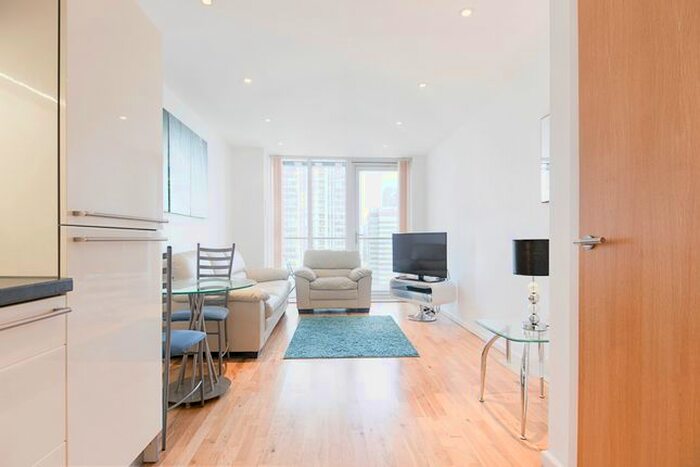 1 Bedroom Flat To Rent In Millharbour, London, E14