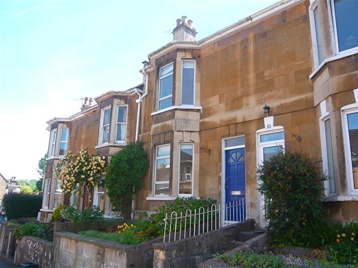 2 Bedroom Property To Rent In Magdalen Avenue, Bath, BA2