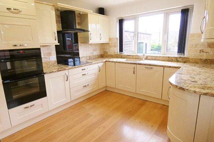 4 Bedroom Semi-Detached Bungalow To Rent In Aubigny Drive, Fulwood, Preston, PR2