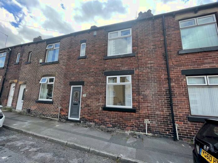 3 Bedroom House To Rent In Beaumont Street, Hoyland, Barnsley, S74