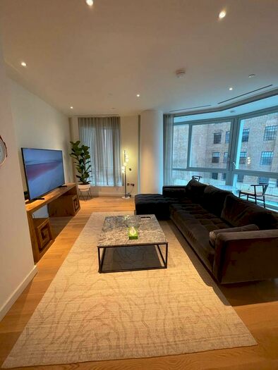 3 Bedroom Apartment To Rent In Prospect Way, Battersea Power Station, SW11