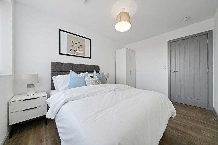 3 Bedroom Flat To Rent In Church Road, Liverpool, Merseyside, L22