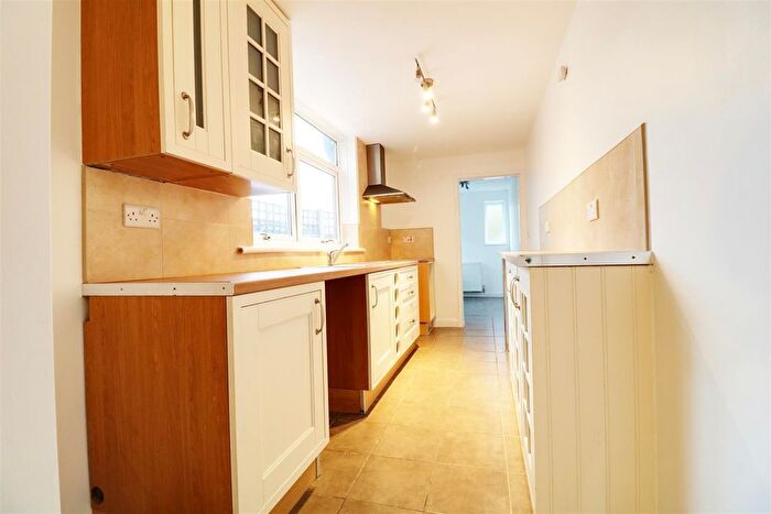 2 Bedroom End Of Terrace House To Rent In Blakenall Lane, Leamore, Walsall, WS3