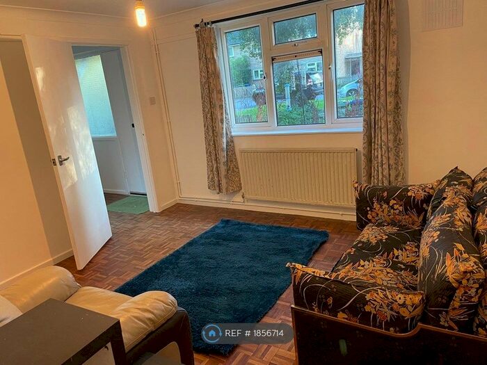 3 Bedroom Terraced House To Rent In Cockerell Road, Cambridge, CB4