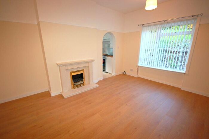 2 Bedroom Flat To Rent In Gladsmuir Road, Hillington, G52
