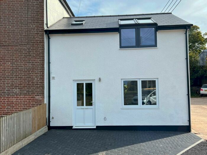 1 Bedroom House To Rent In Chineway Road, Ottery Saint Mary, EX11