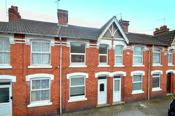 2 Bedroom Terraced House To Rent In Durban Road, Kettering, Northamptonshire, NN16