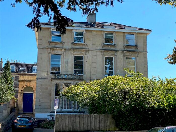 2 Bedroom Property To Rent In Tyndalls Park Road, Bristol, BS8