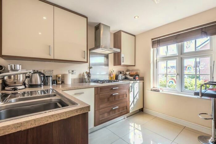 4 Bedroom Detached House To Rent In Jennetts Park, Bracknell, RG12