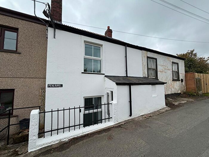 2 Bedroom Cottage For Sale In Fore Street, Pensilva, PL14