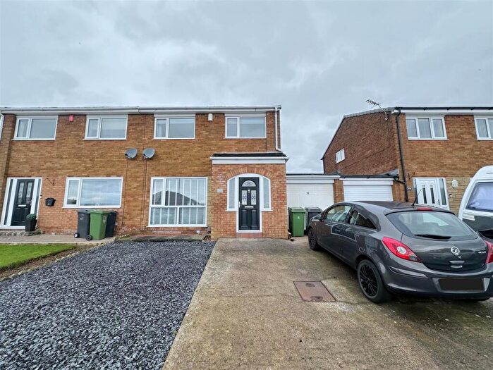 3 Bedroom Semi-Detached House For Sale In Hebden Avenue, Carlisle, CA2