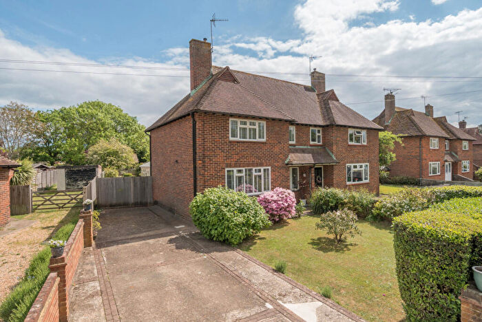 3 Bedroom Semi Detached House For Sale In Parsonage Road, Cranleigh, GU6