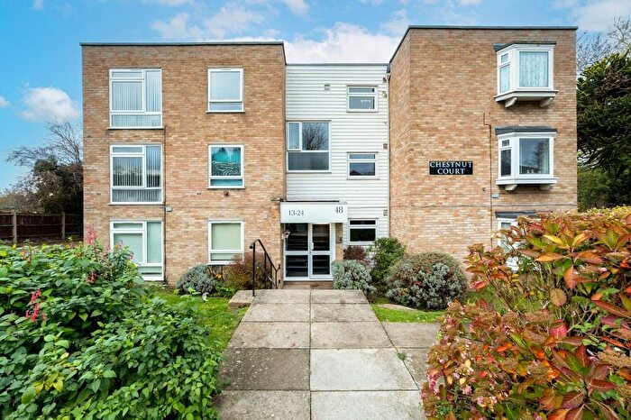 1 Bedroom Flat For Sale In Beddington Gardens, Wallington, Surrey, SM6