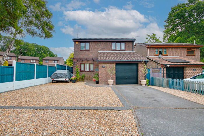 3 Bedroom Detached House For Sale In Thornhill! Popular Cul-de-sac Location! Stunning Kitchen!, SO19