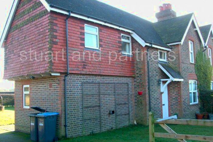 3 Bedroom Cottage To Rent In Chilling Street, Sharpthorne, RH19