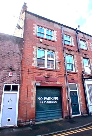 2 Bedroom Town House For Sale In Crafton Street West, Leicester, LE1