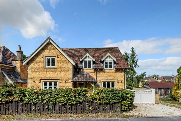 4 Bedroom Detached House For Sale In Church Road, Derry Hill, Calne, SN11