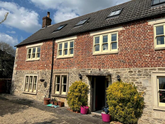3 Bedroom Farmhouse To Rent In Westbury Road, North Bradley, Trowbridge, BA14