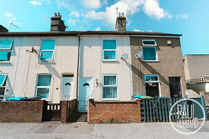 2 Bedroom Terraced House For Sale In Edinburgh Road, Lowestoft, NR32