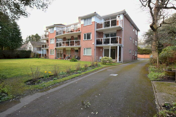 2 Bedroom Apartment To Rent In Grove Road, East Cliff, BH1